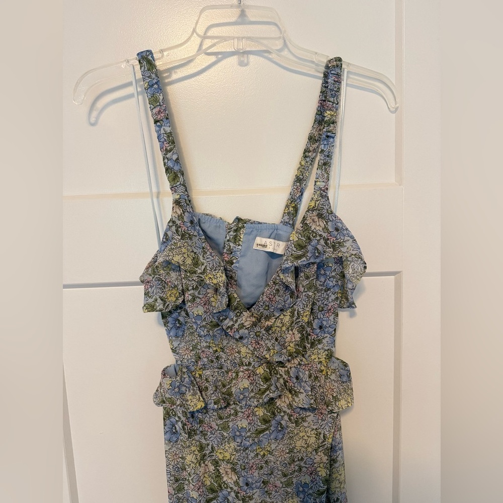 ASTR wildflower ruffle dress - Picture 6 of 11